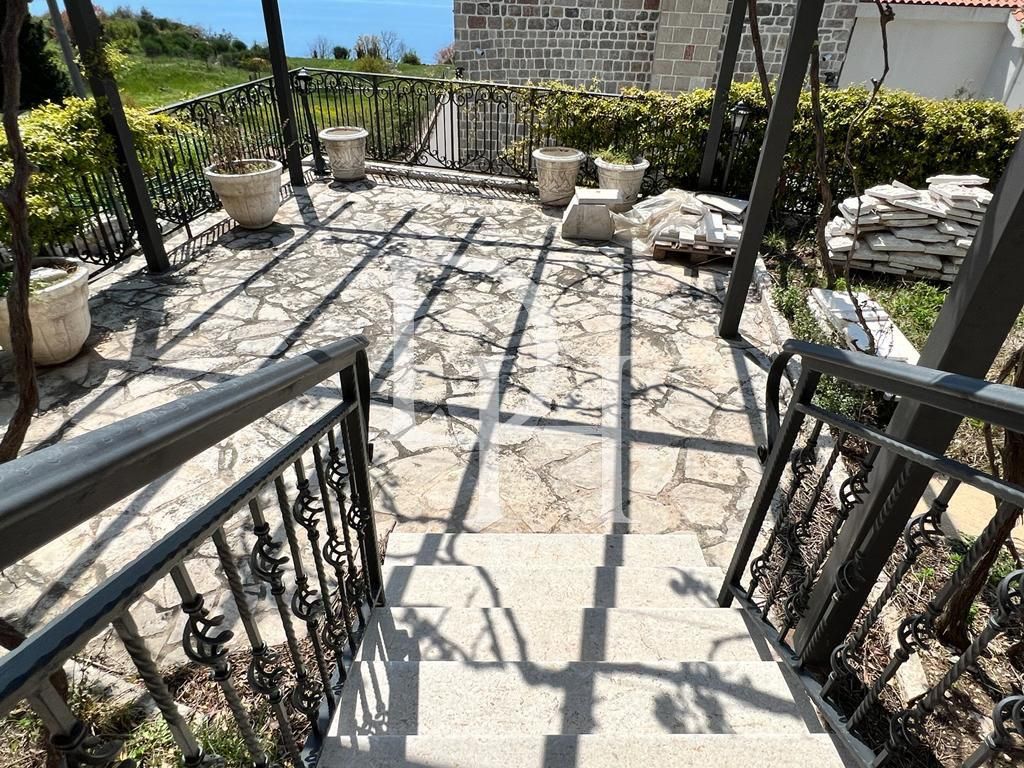 Villa in Rezhevichi in Budva, Montenegro, 180m2 - for 460&nbsp;000€ - Ref: 72328 photo 30