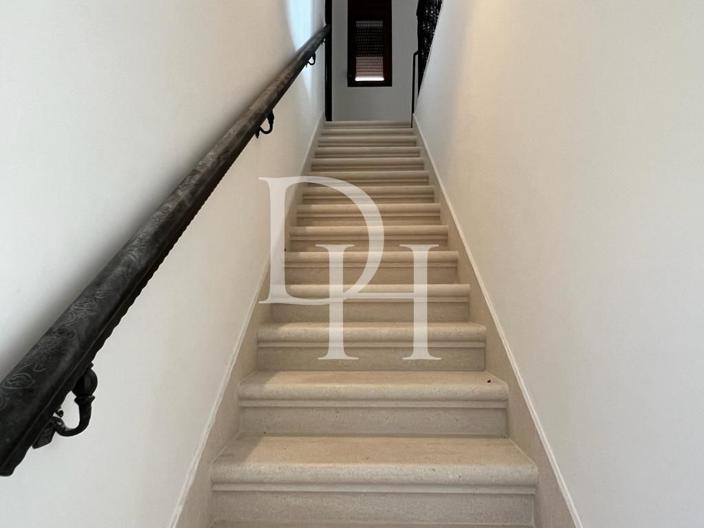 Villa in Rezhevichi in Budva, Montenegro, 180m2 - for 460&nbsp;000€ - Ref: 72328 photo 31