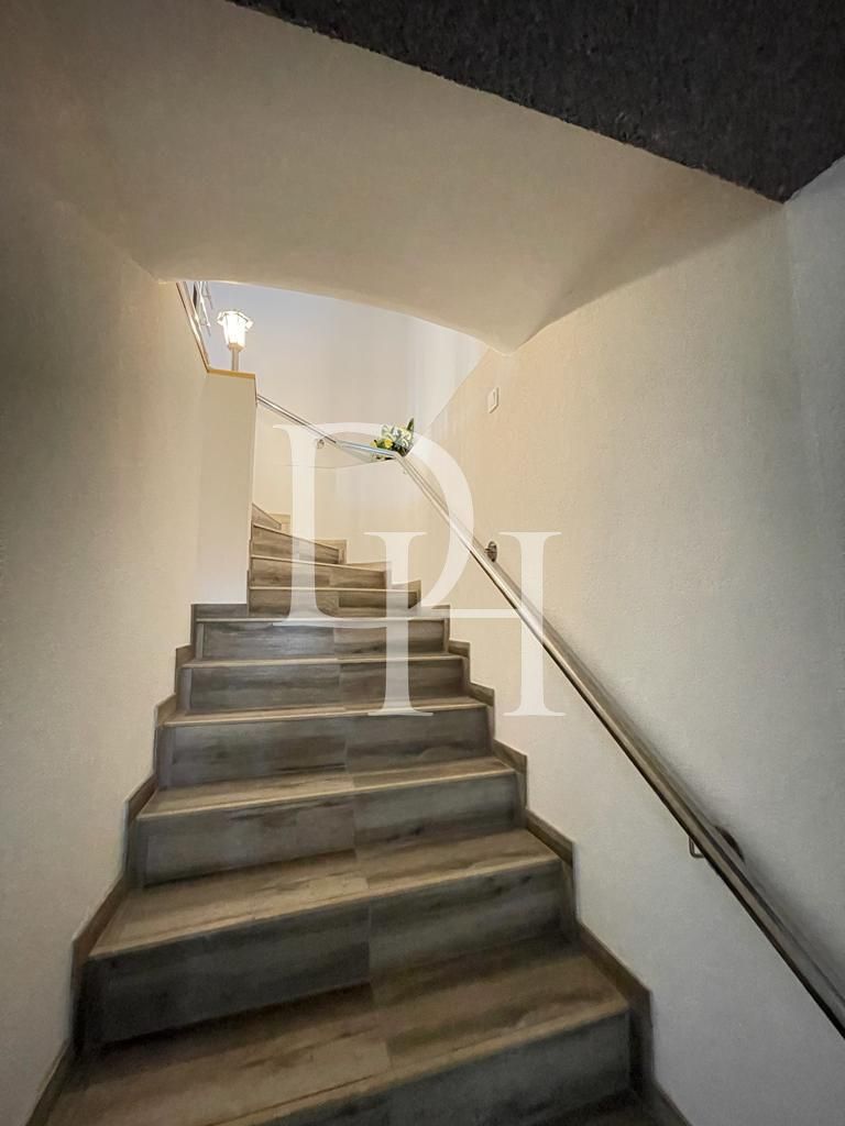 Willa w Ratac w Barze, Czarnogóra, 200m2 - koszt 300&nbsp;000€ - Ref: 72324 zdjęcia 24