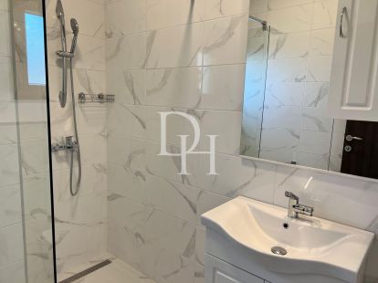 Villa in Rezhevichi in Budva, Montenegro, 180m2 - for 460&nbsp;000€ - Ref: 72328 photo 20