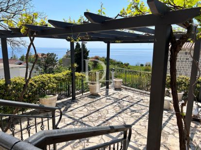 Villa in Rezhevichi in Budva, Montenegro, 180m2 - for 460&nbsp;000€ - Ref: 72328 photo 8