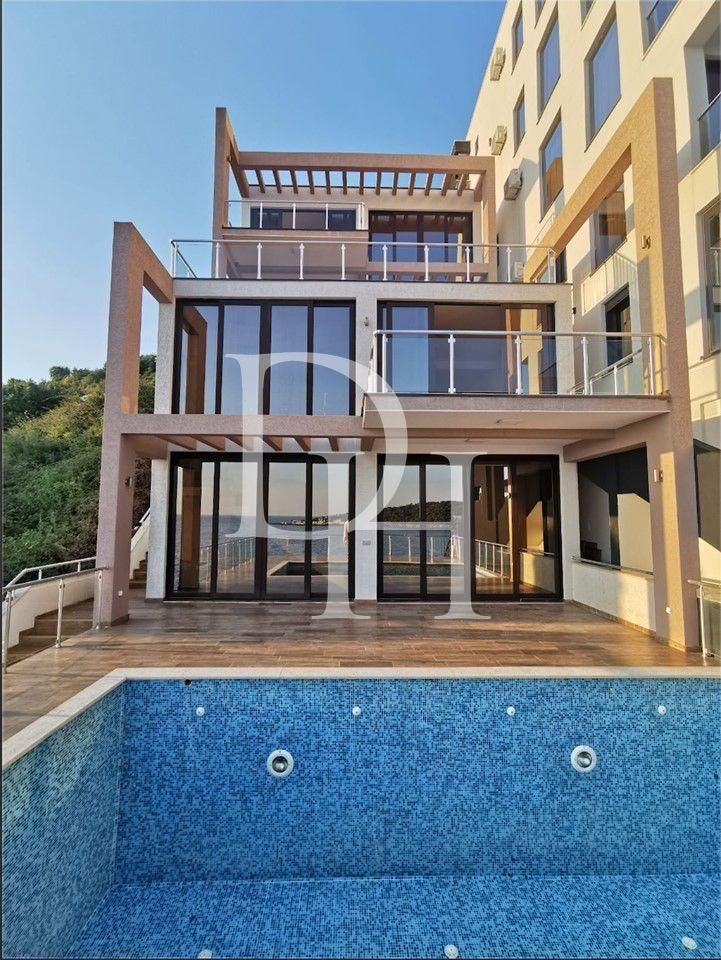 Villa in Dobra Voda, Montenegro, 404m2 - kosten 1&nbsp;190&nbsp;000€ - Ref: 72361 foto 1