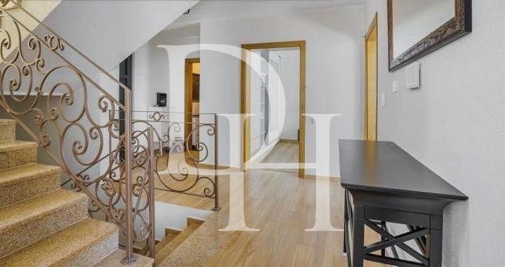 Вилла в Lushtica в Герцег-Нови, Черногория, 420м2 - стоимость 1&nbsp;630&nbsp;000€ - Ref: 72367 фото 11