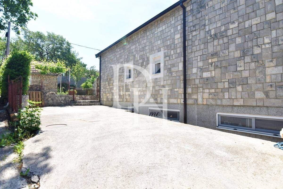 Коттедж в Подгорице, Черногория, 350м2 - стоимость 235&nbsp;000€ - Ref: 72385 фото 12