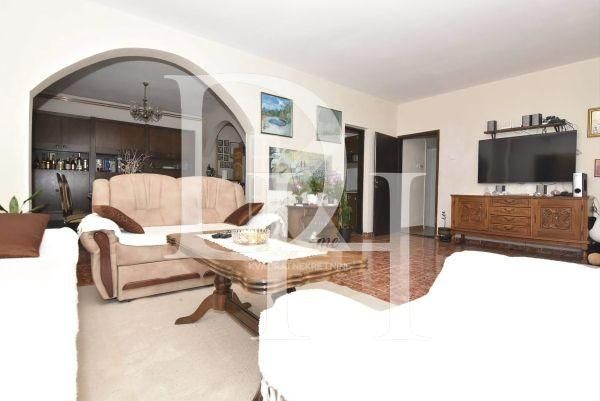 Коттедж в Подгорице, Черногория, 350м2 - стоимость 235&nbsp;000€ - Ref: 72385 фото 4