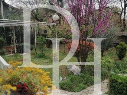 Коттедж в Подгорице, Черногория, 350м2 - стоимость 235&nbsp;000€ - Ref: 72385 фото 2