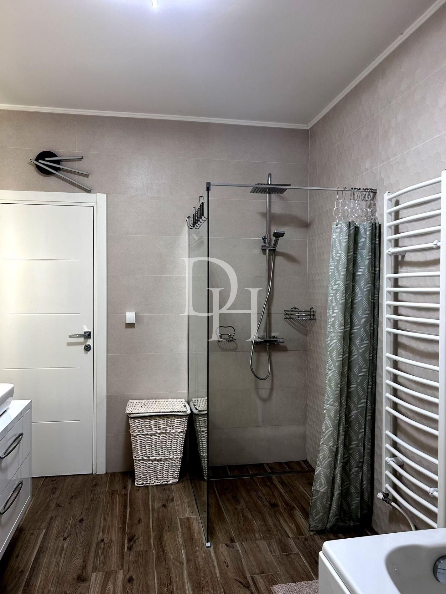 Willa w Podgoricy, Czarnogóra, 150m2 - koszt 260&nbsp;000€ - Ref: 72419 zdjęcia 4