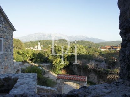 Villa in the Tivat community, Montenegro, 383m2 - for 560&nbsp;000€ - Ref: 72429 photo 4