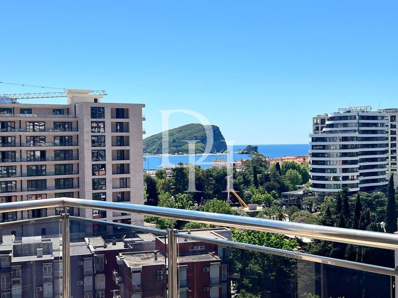 Penthouse in Budva, Montenegro, 640m2 - kosten 850&nbsp;000€ - Ref: 72440 foto 1