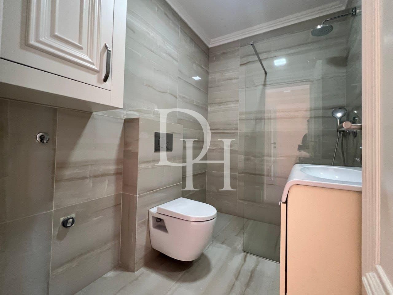 Penthouse in Budva, Montenegro, 640m2 - kosten 850&nbsp;000€ - Ref: 72440 foto 10
