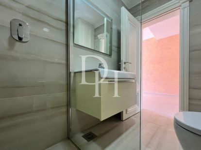 Penthouse in Budva, Montenegro, 640m2 - kosten 850&nbsp;000€ - Ref: 72440 foto 11