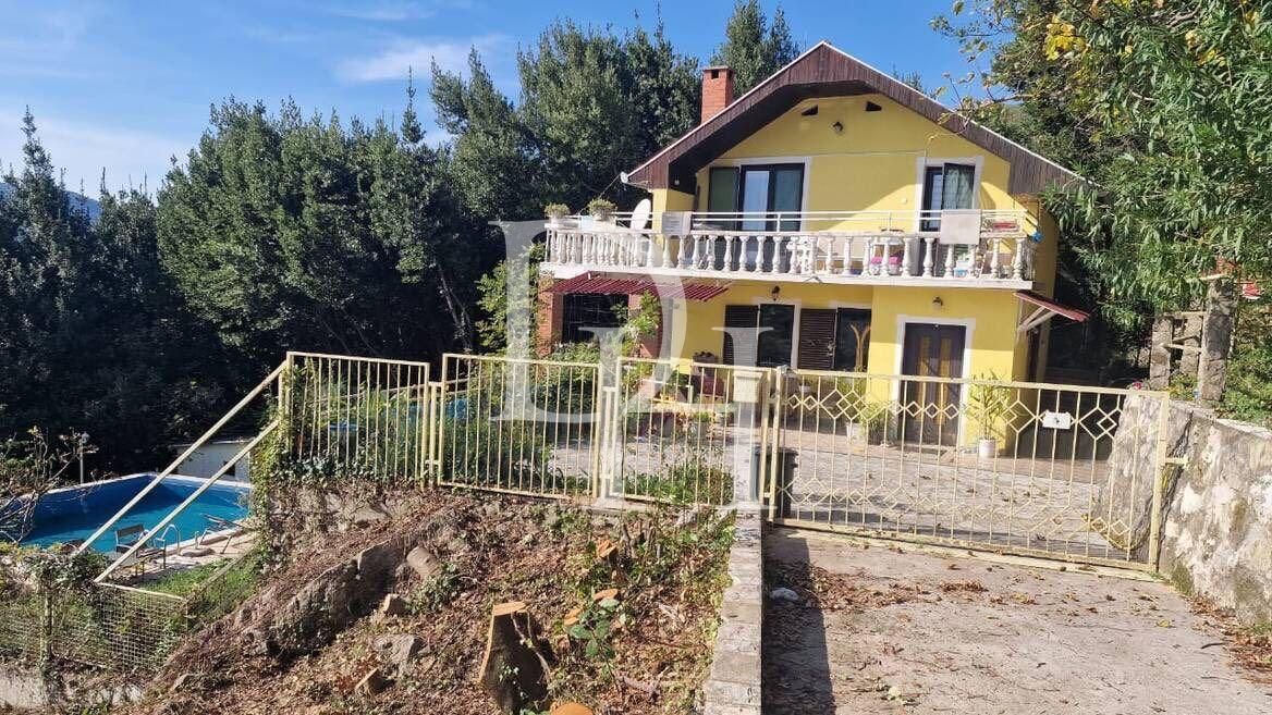 Вилла в Герцег-Нови, Черногория, 143м2 - стоимость 155&nbsp;000€ - Ref: 72457 фото 1