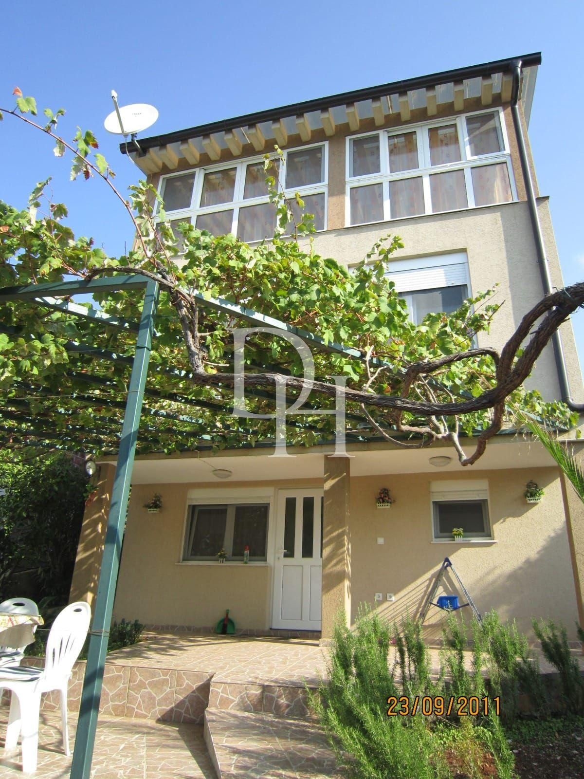 Таунхаус в Утіху, Чорногорія, 150м2 - вартість 150&nbsp;000€ - Ref: 72456 фото 1