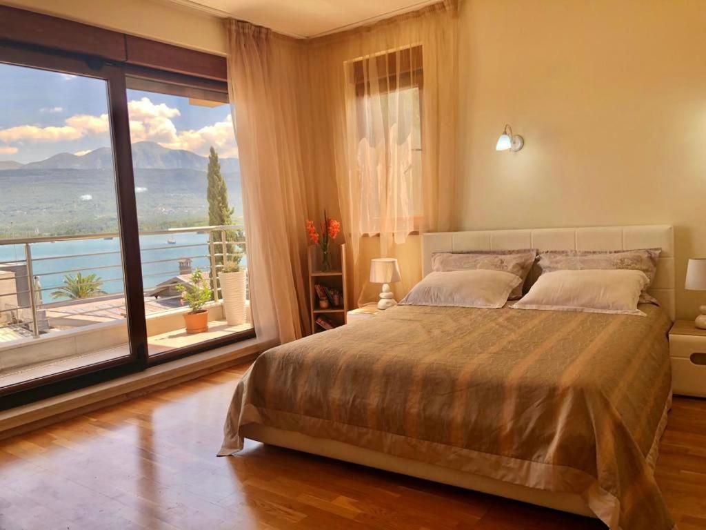 Вилла в Тивате, Черногория, 180м2 - стоимость 495&nbsp;000€ - Ref: 72490 фото 6