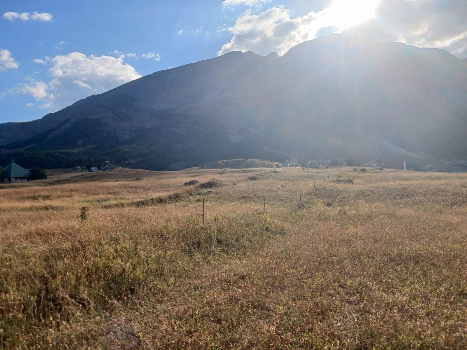 Участок в Жабляке, Черногория, 1 200м2 - стоимость 110€ - Ref: 72522 фото 1