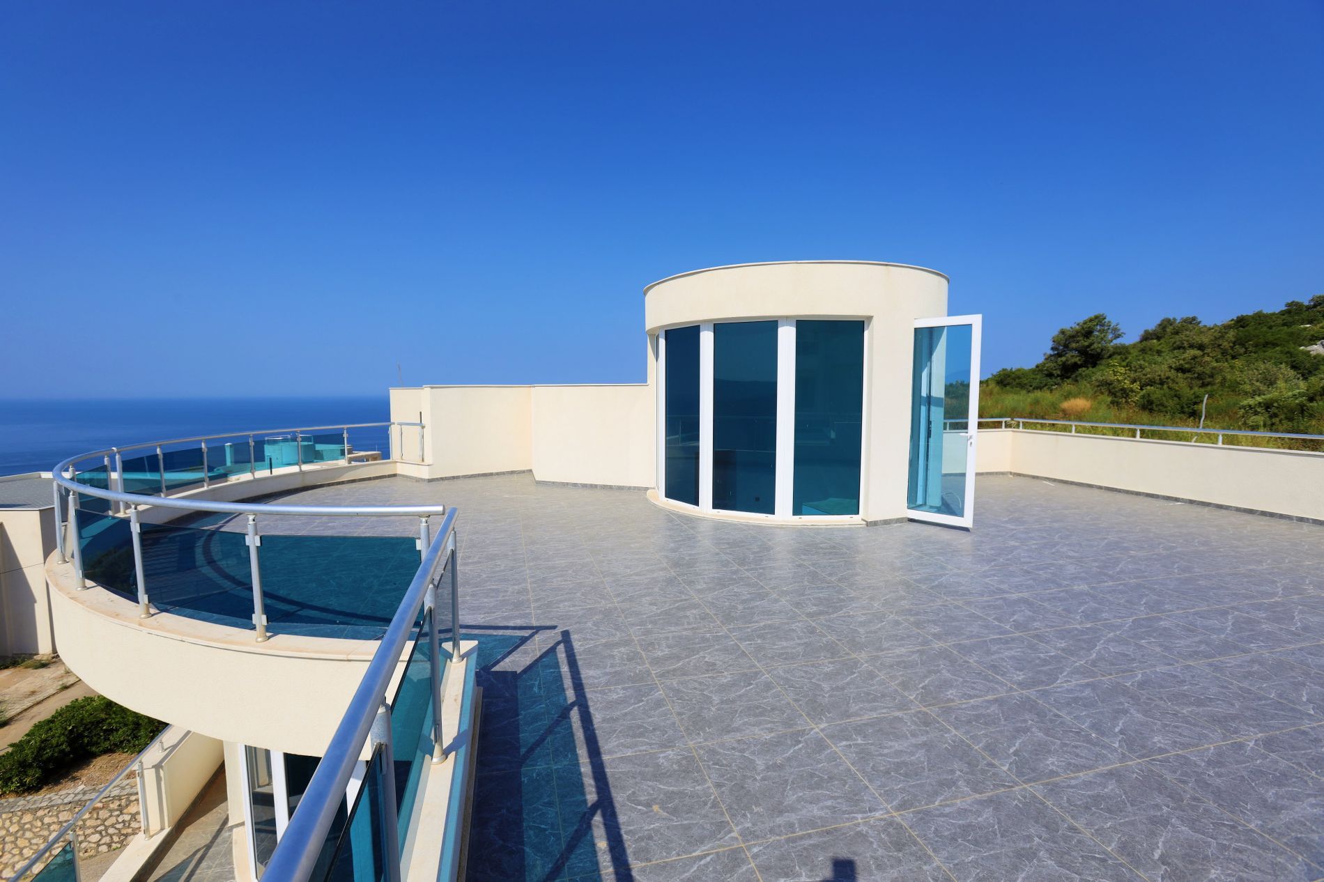 Villa in Dobra Voda, Montenegro, 413m2 - for 500&nbsp;000€ - Ref: 72531 photo 9