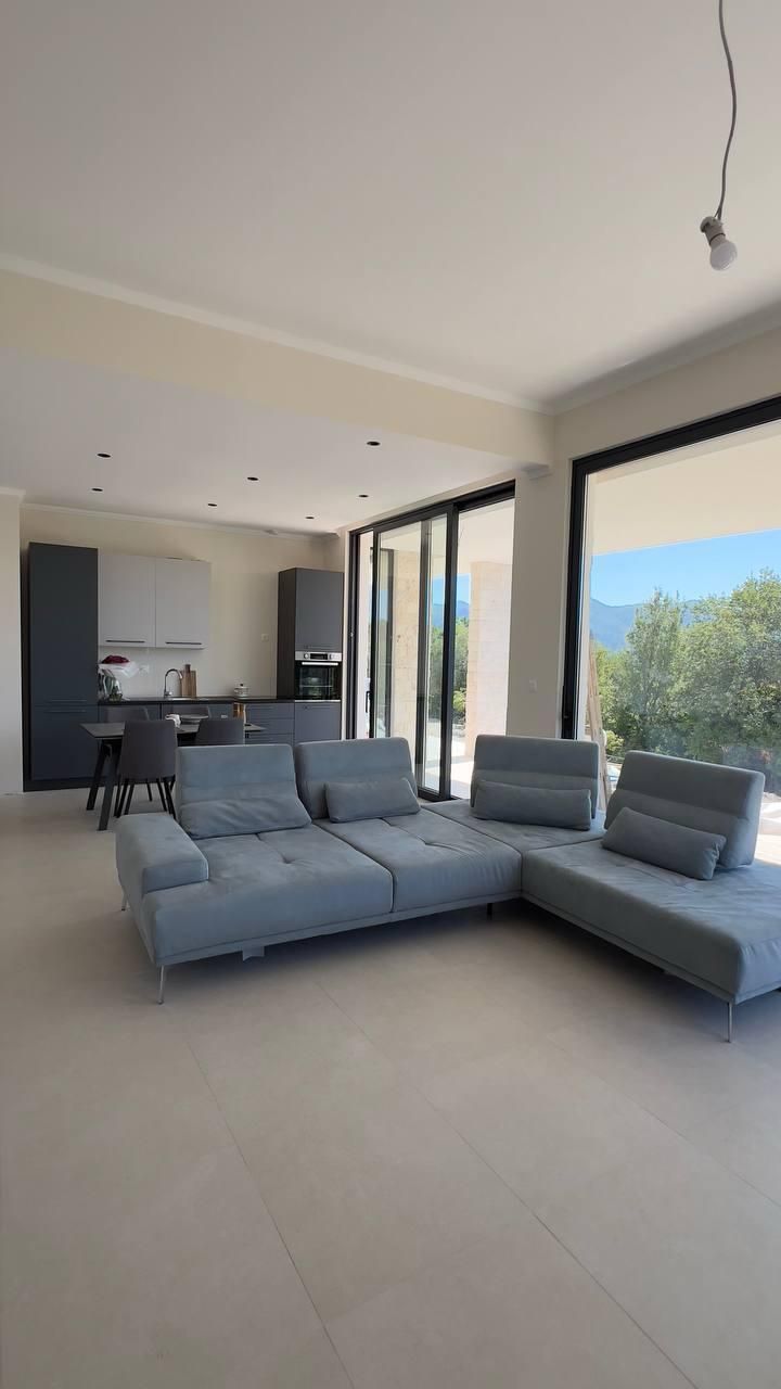 Вилла в Герцег-Нови, Черногория, 165м2 - стоимость 390&nbsp;000€ - Ref: 72530 фото 2