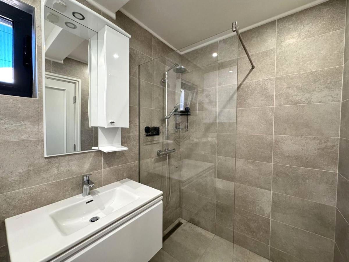 Apartments in Tivat, Montenegro, 77m2 - for 320&nbsp;000€ - Ref: 72557 photo 10