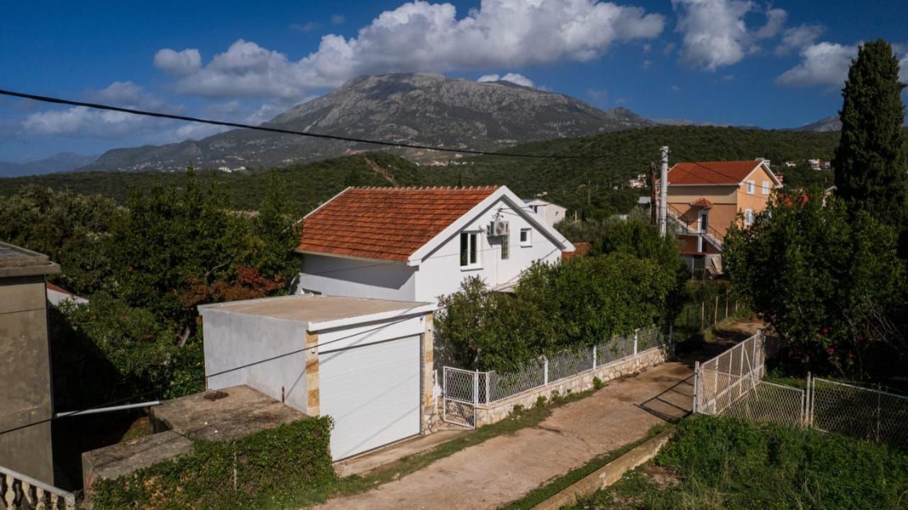 Вилла в Утехе, Черногория, 209м2 - стоимость 279&nbsp;000€ - Ref: 72601 фото 1