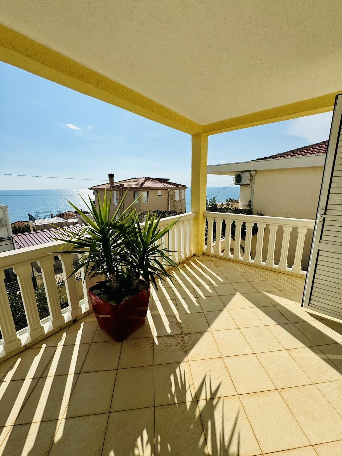 Коттедж в Добра воде, Черногория, 225м2 - стоимость 340&nbsp;000€ - Ref: 72608 фото 2