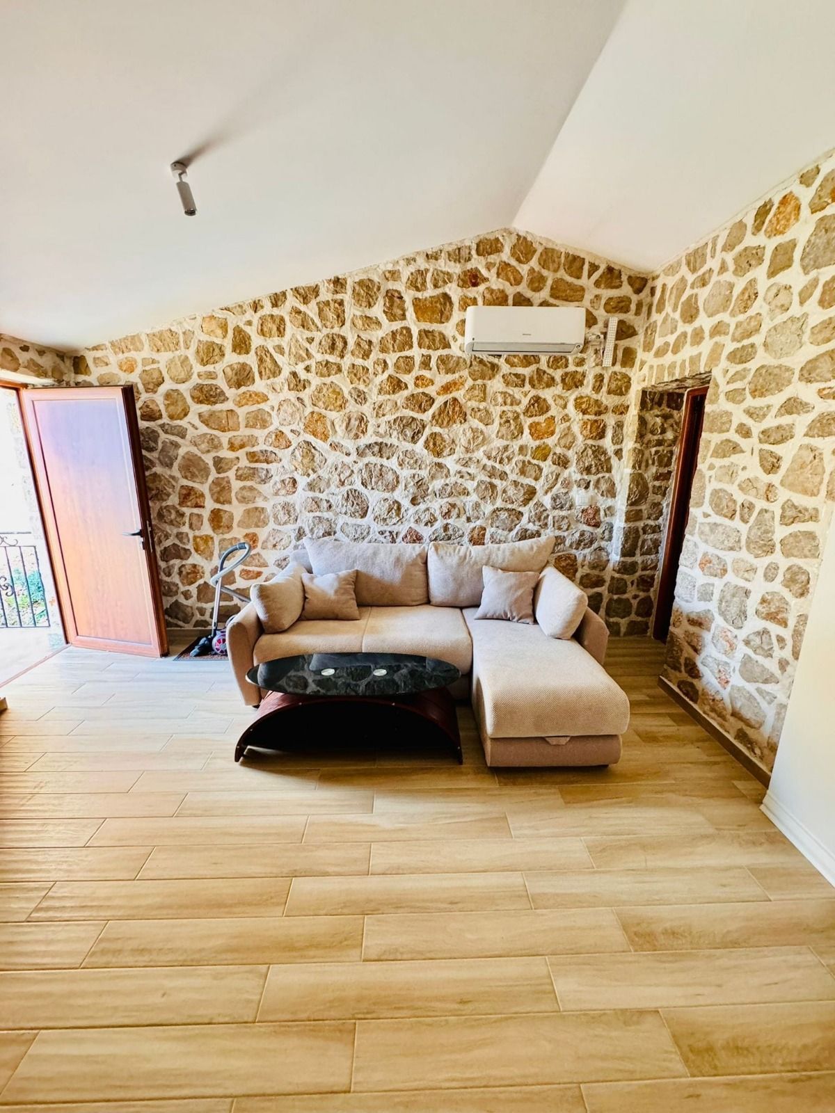 Коттедж в Добра воде, Черногория, 82м2 - стоимость 270&nbsp;000€ - Ref: 72607 фото 7