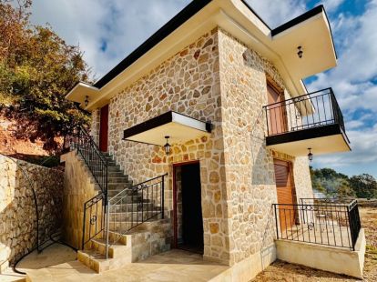 Cottage in Dobra Voda, Montenegro for 270 000€ (ID:72607)