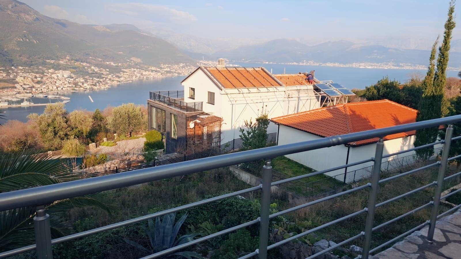 Коттедж в Тивате, Черногория, 130м2 - стоимость 430&nbsp;000€ - Ref: 72646 фото 1