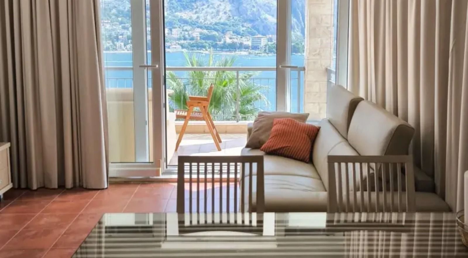 Апартаменты в Которе, Черногория, 76м2 - стоимость 272&nbsp;000€ - Ref: 72692 фото 2