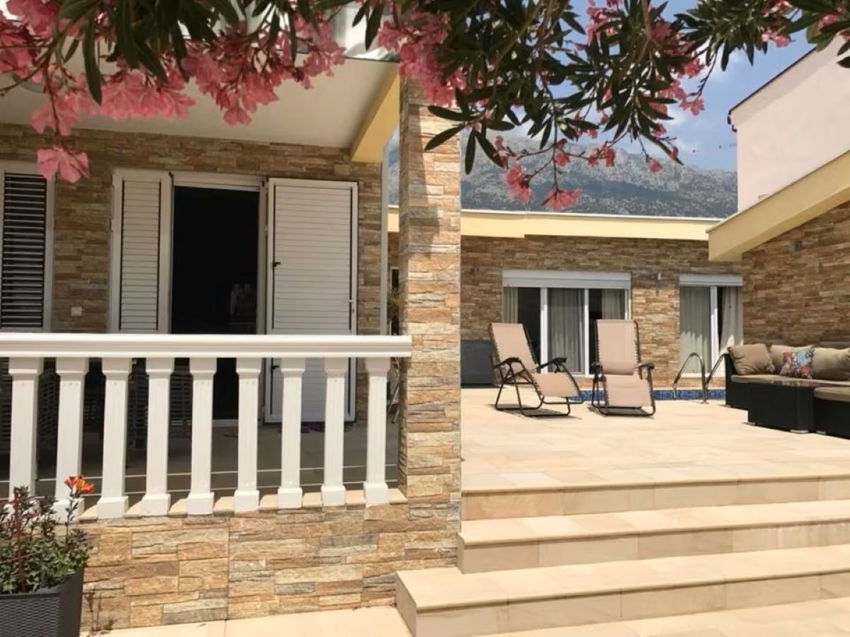 Вилла в Добра воде, Черногория, 300м2 - стоимость 340&nbsp;000€ - Ref: 72699 фото 9