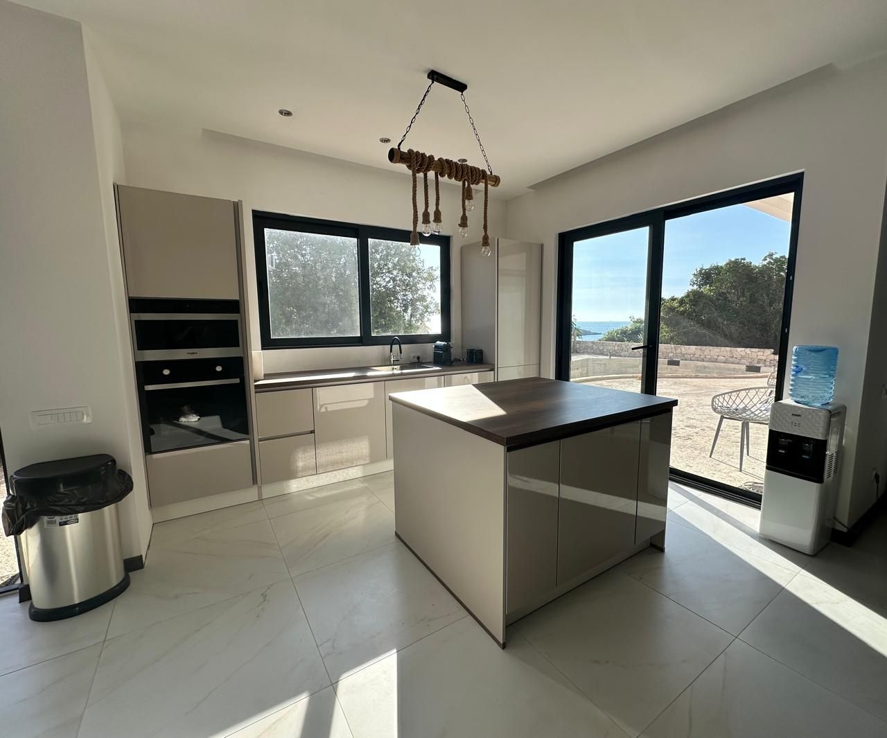 Вилла в Утехе, Черногория, 209м2 - стоимость 370&nbsp;000€ - Ref: 72700 фото 5