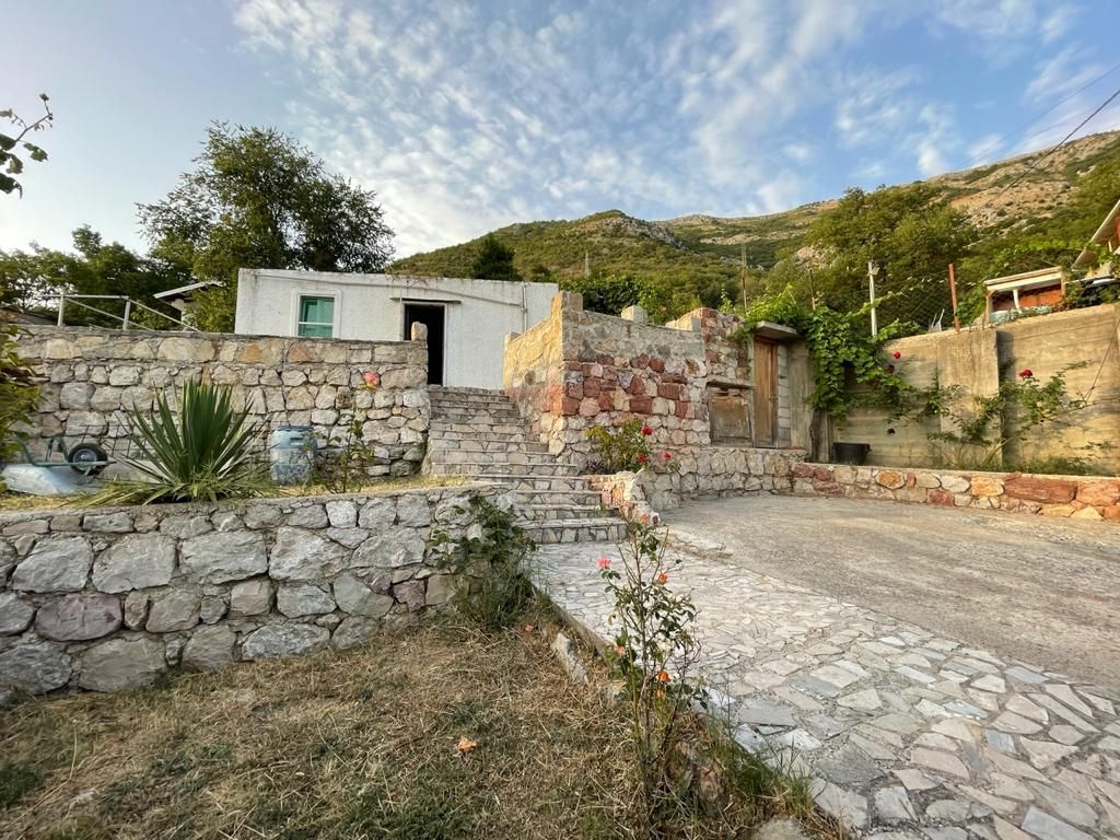 Коттедж в Сутоморе, Черногория, 50м2 - стоимость 70&nbsp;000€ - Ref: 72702 фото 1