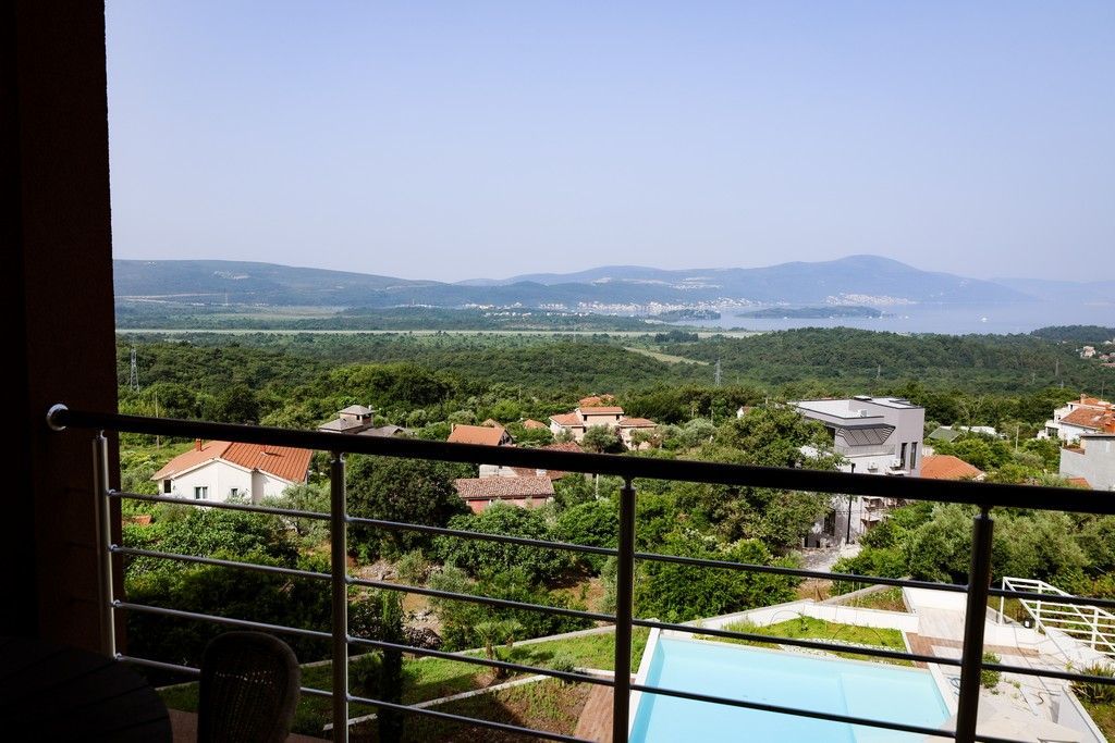 Апартаменты в Тивате, Черногория, 120м2 - стоимость 420&nbsp;000€ - Ref: 72734 фото 2