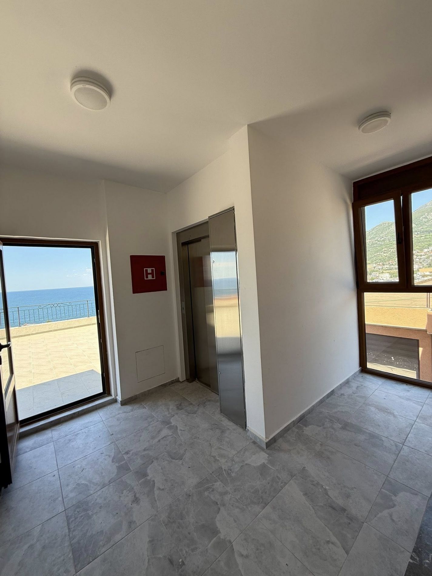 Апартаменты в Добра воде, Черногория, 160м2 - стоимость 421&nbsp;000€ - Ref: 72742 фото 2