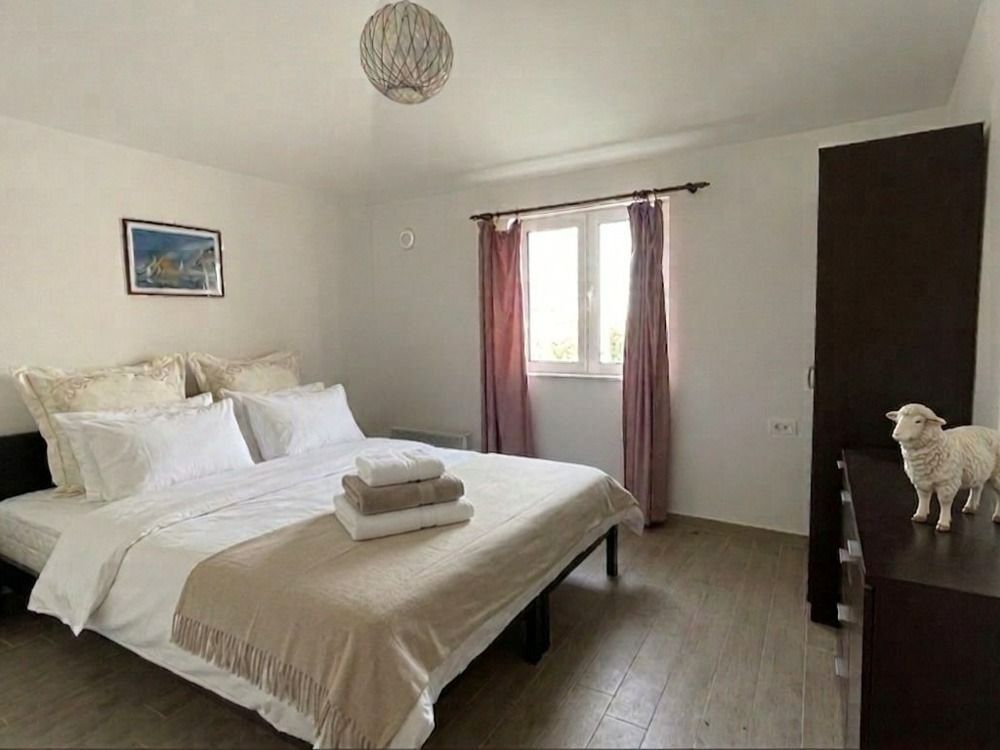 Коттедж в Баре, Черногория, 116м2 - стоимость 215&nbsp;000€ - Ref: 72751 фото 2