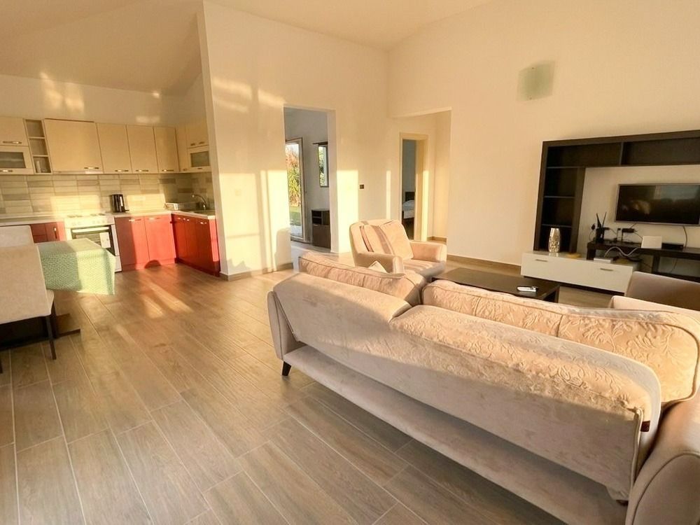 Коттедж в Баре, Черногория, 116м2 - стоимость 215&nbsp;000€ - Ref: 72751 фото 8