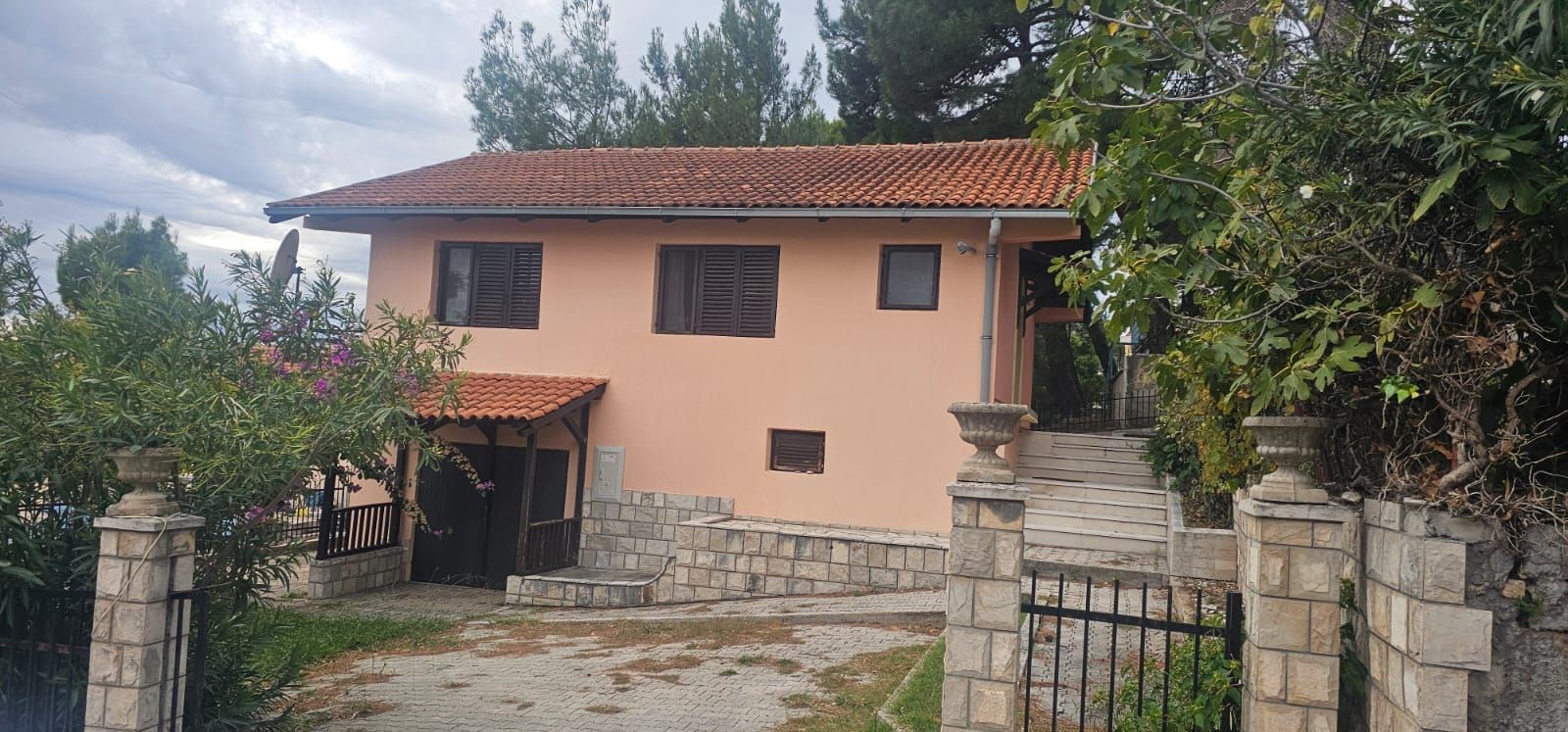 Вилла в Баре, Черногория, 130м2 - стоимость 180&nbsp;000€ - Ref: 72753 фото 2