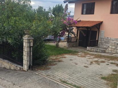 Вилла в Баре, Черногория, 130м2 - стоимость 180&nbsp;000€ - Ref: 72753 фото 1