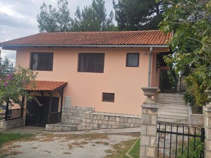 Вилла в Баре, Черногория, 130м2 - стоимость 180&nbsp;000€ - Ref: 72753 фото 2