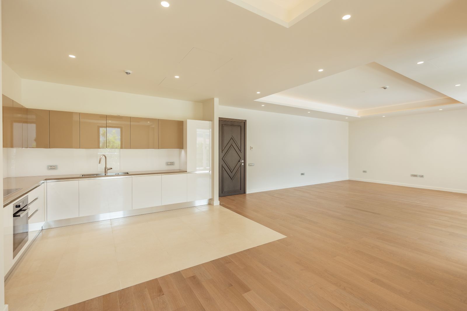 Апартаменты в Герцег-Нови, Черногория, 171м2 - стоимость 1&nbsp;385&nbsp;000€ - Ref: 72757 фото 13
