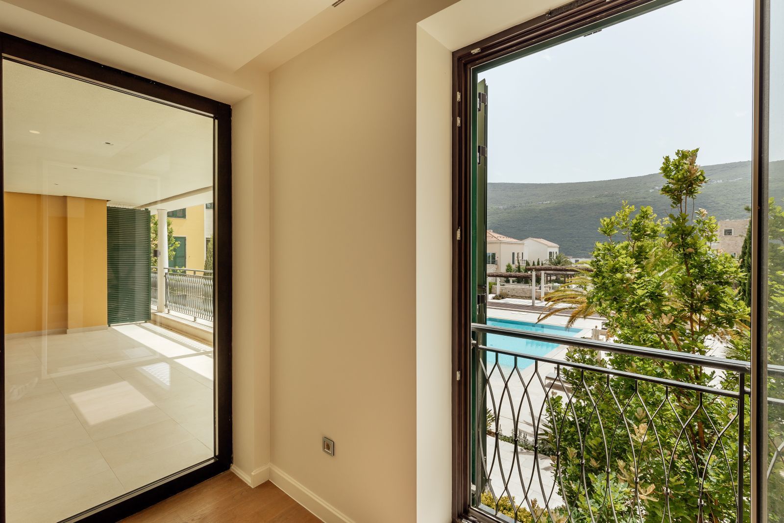 Апартаменты в Герцег-Нови, Черногория, 171м2 - стоимость 1&nbsp;385&nbsp;000€ - Ref: 72757 фото 14