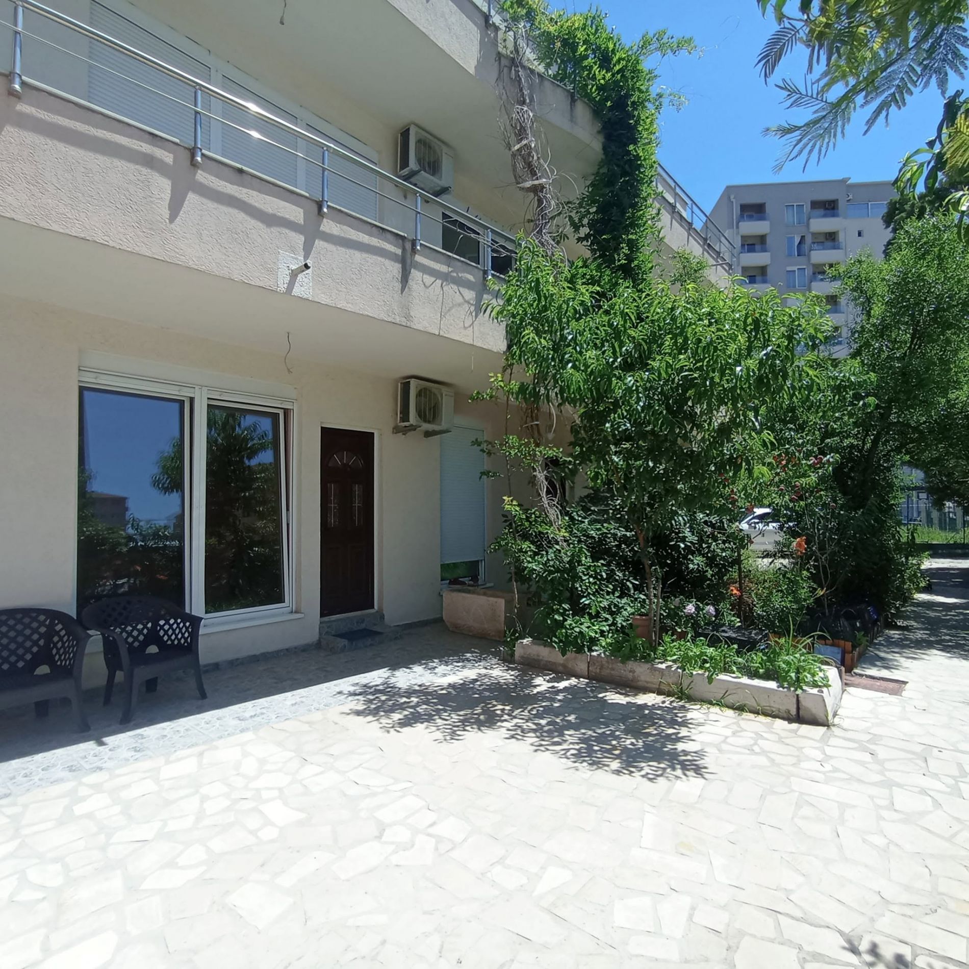 Отель в Будве, Черногория, 537м2 - стоимость 1&nbsp;800&nbsp;000€ - Ref: 72785 фото 1