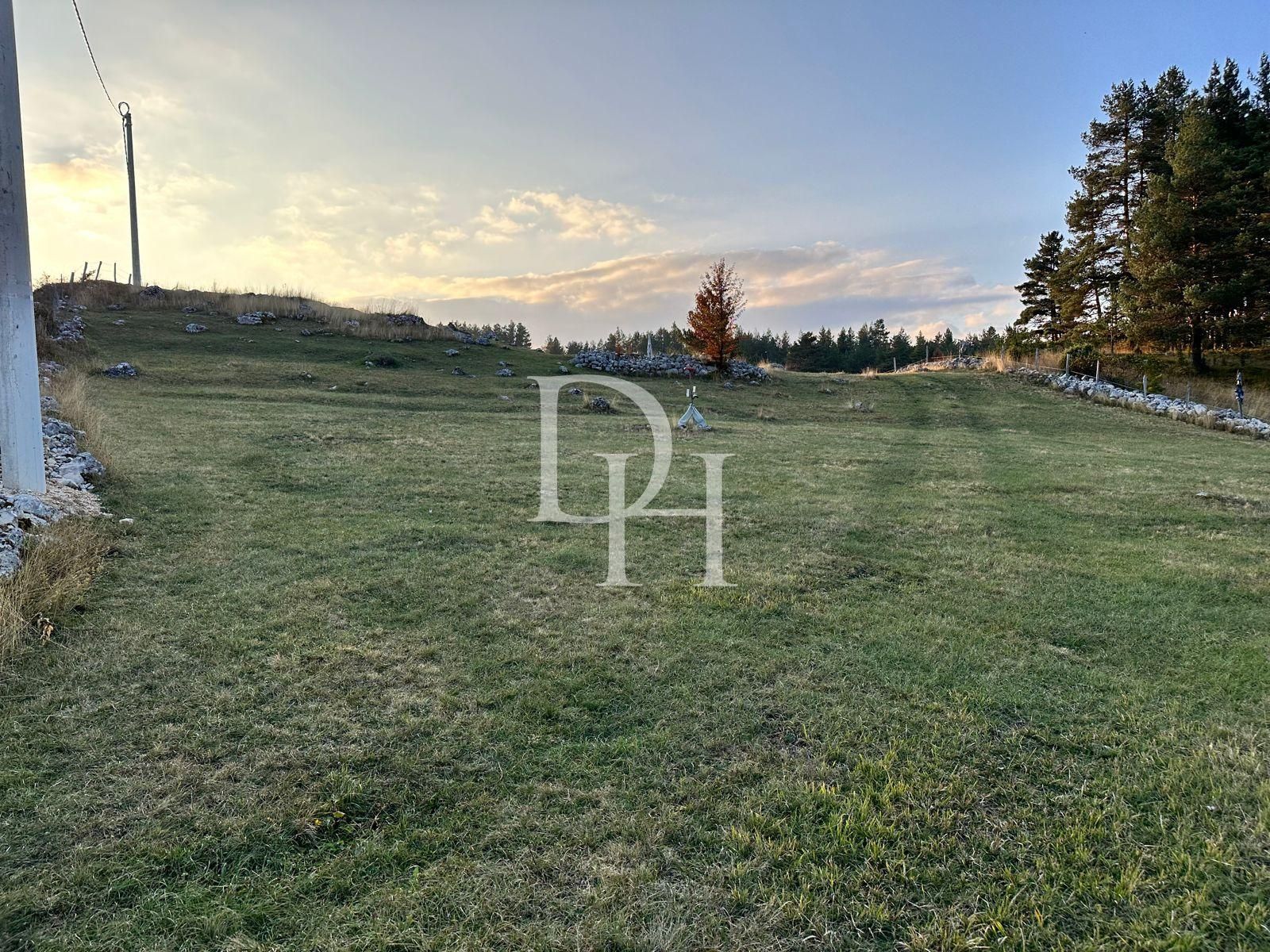 Участок в Жабляке, Черногория, 1 700м2 - стоимость 51&nbsp;000€ - Ref: 72822 фото 1