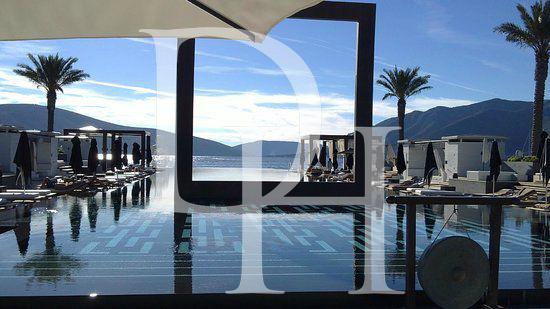 Бизнес в Тивате, Черногория, 10 500м2 - стоимость 4&nbsp;350&nbsp;000€ - Ref: 1396 фото 1