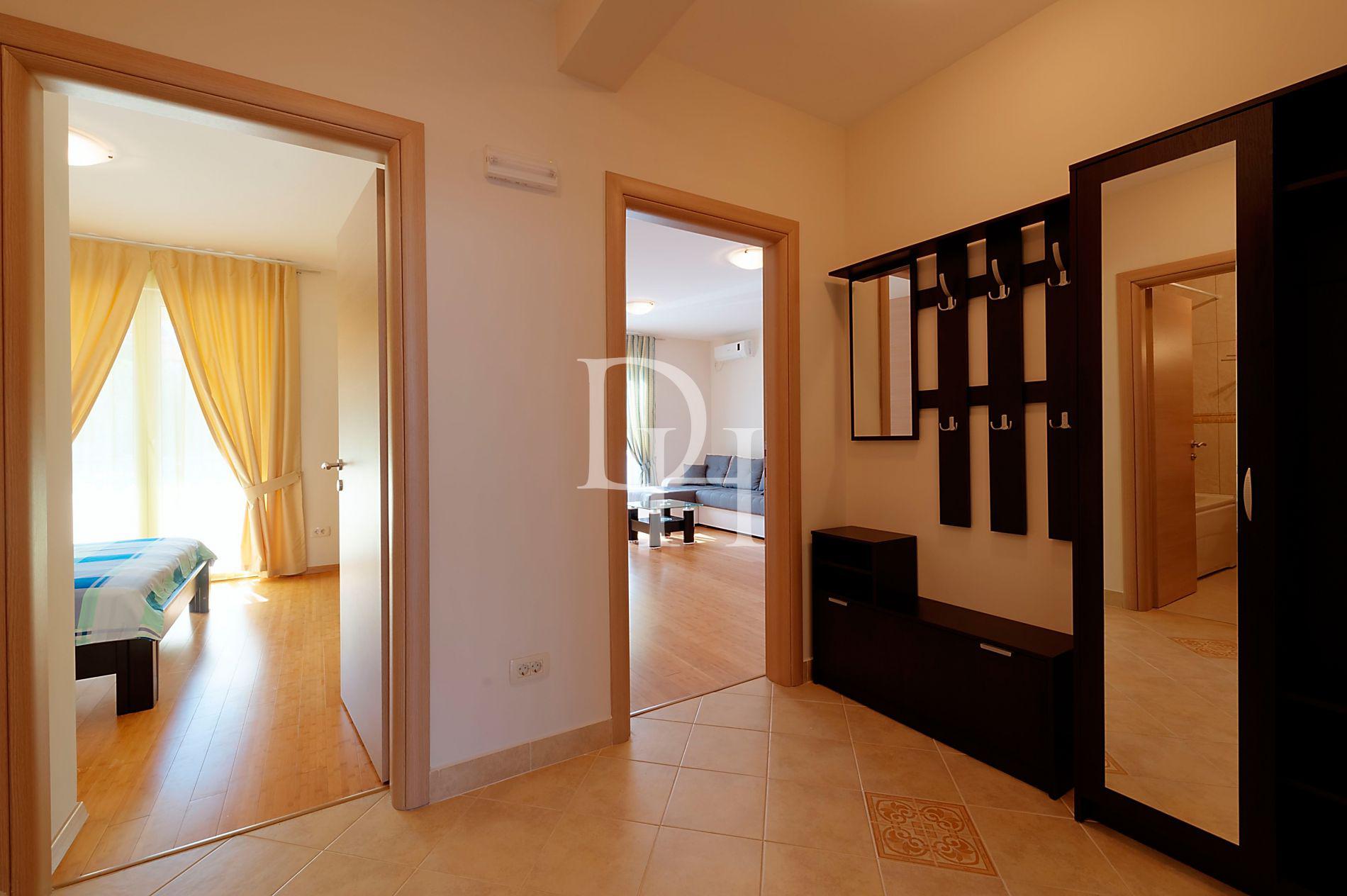 Апартаменти у Тіваті, Чорногорія, 56м2 - вартість 140&nbsp;000€ - Ref: 8183 фото 1