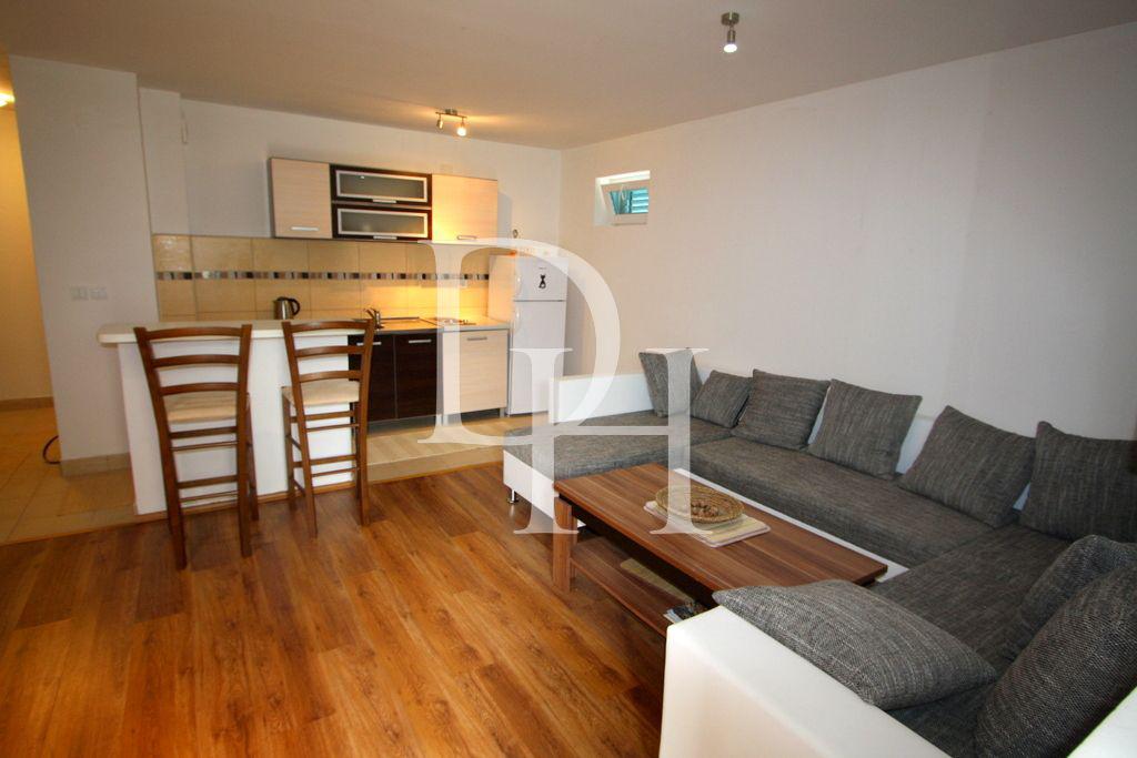 Апартаменты в Биела, Черногория, 65м2 - стоимость 100&nbsp;000€ - Ref: 10449 фото 2