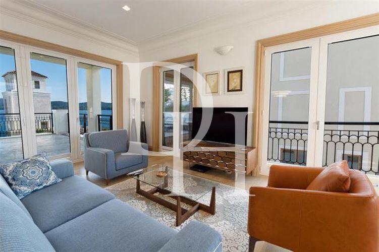 Mieszkania w Tivat, Czarnogóra, 123m2 - koszt 443&nbsp;000€ - Ref: 10859 zdjęcia 2