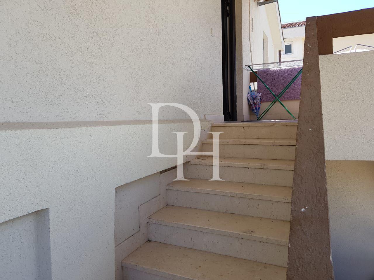 Ресторан в Donia Lastva в Тивате, Черногория - Ref: 10792 фото 3