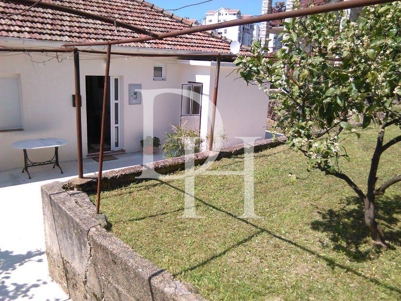 Domek w Tivat, Czarnogóra, 90m2 - koszt 265&nbsp;000€ - Ref: 10702 zdjęcia 12
