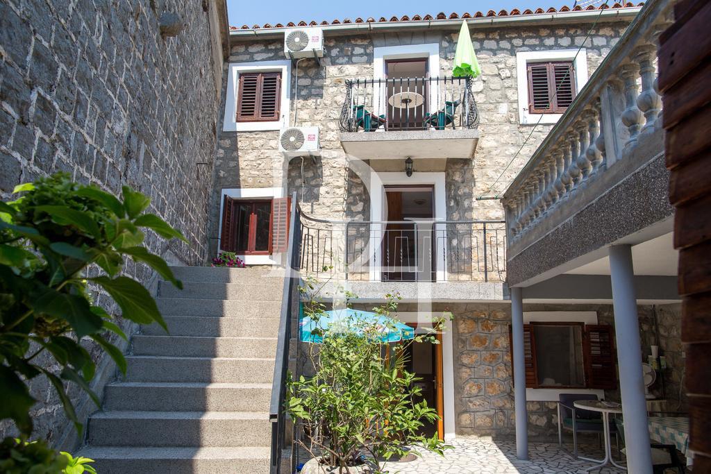 Вилла в Бечичах, Черногория, 180м2 - стоимость 500&nbsp;000€ - Ref: 10692 фото 2