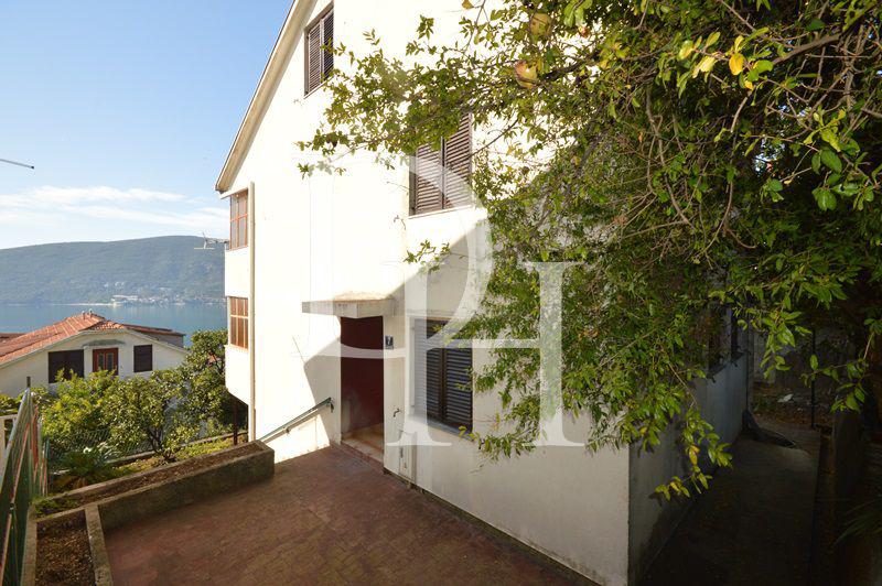 Villa in Herceg Novi, Montenegro, 165m2 - for 230&nbsp;000€ - Ref: 11046 photo 2